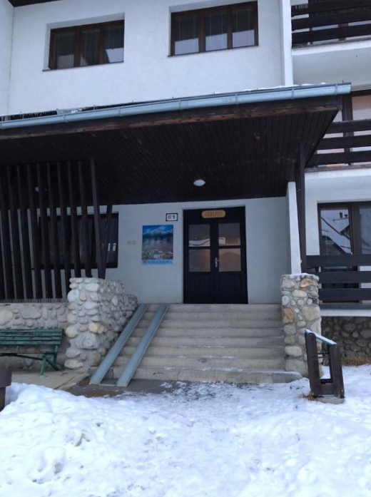 Vchod do apartmánu Nová Polianka